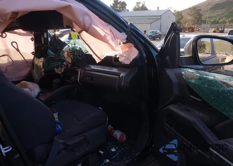 2025 Toyota Tacoma Sr5 from USA, damaged, VIN 3TMKB5FN4SM051035